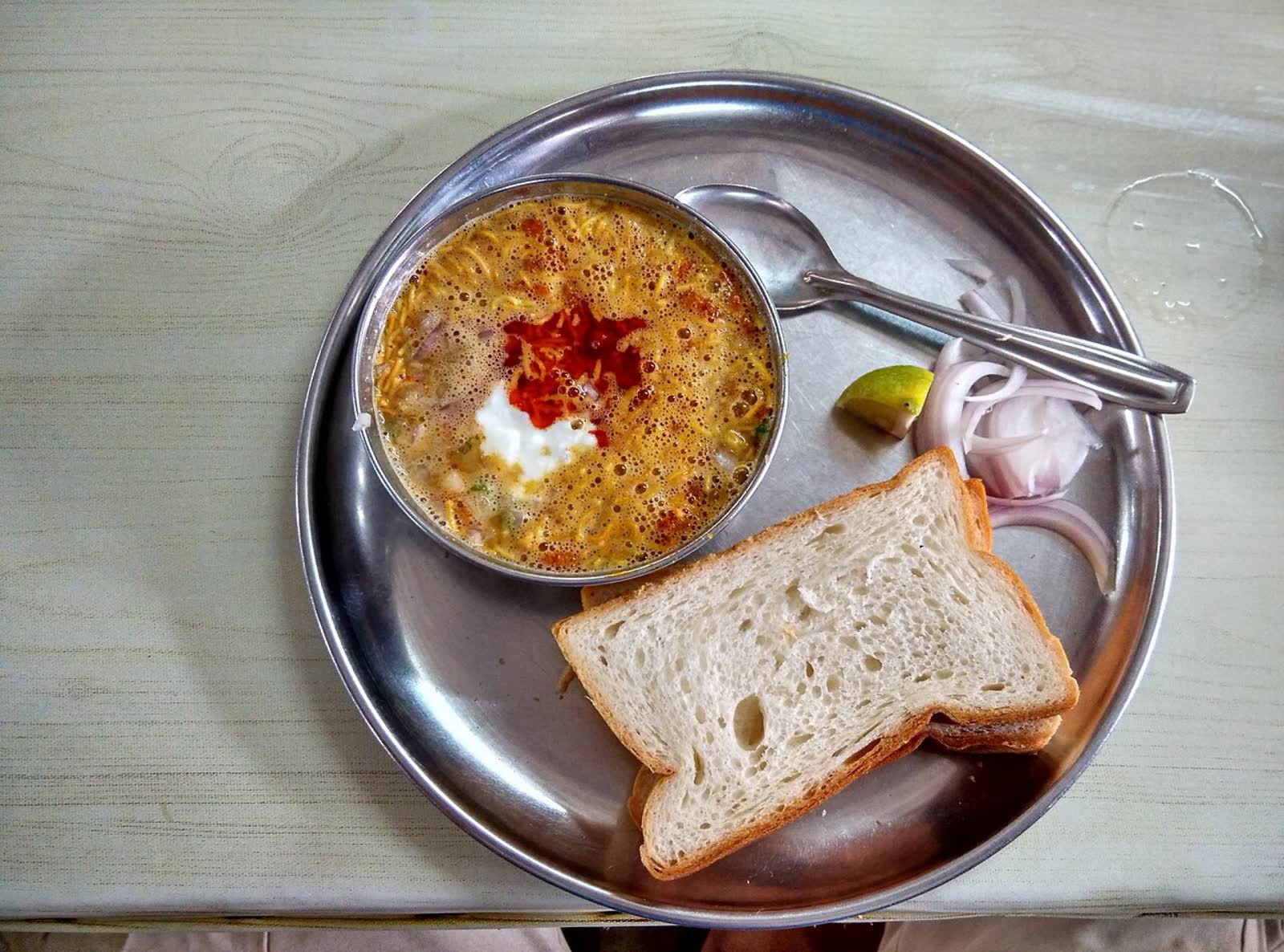 Misal Pav Pune